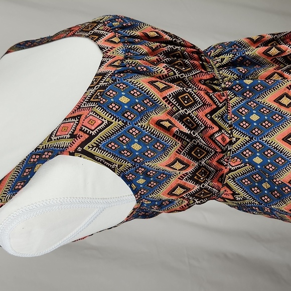 Geometric Sleeveless Sundress Mini Length - Picture 4 of 5